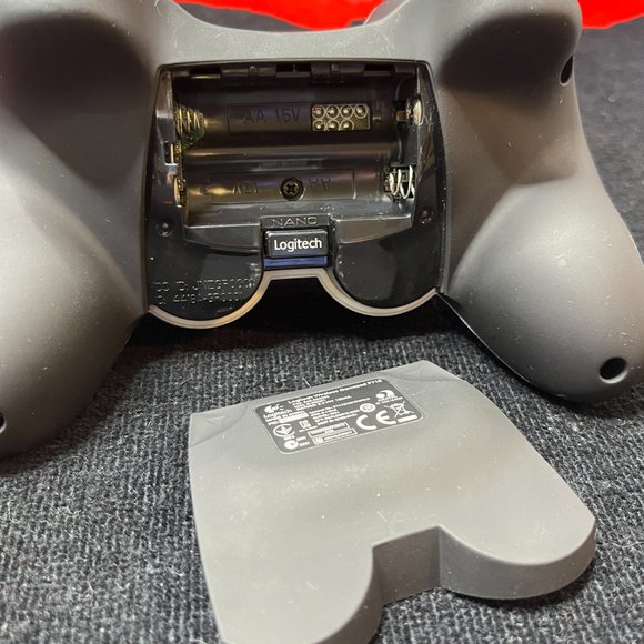 Logitech F710 Wireless Gamepad With Dongle. Tested. Very Good Condition. - Picture 6 of 8